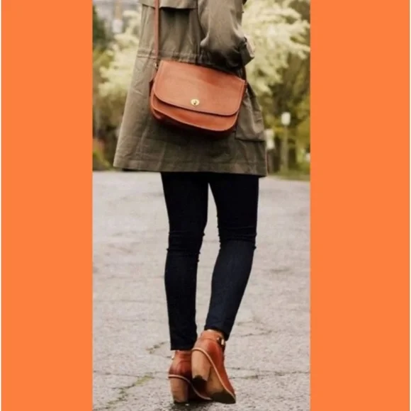 NEW! Vegan Leather Crossbody Purse Bag British Tan Brown - Picture 5 of 17